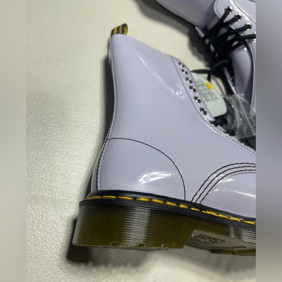 NWT New Marc Jacobs x Dr. Martens Redux Grunge Collection Leather Boot In Lilac - Picture 2 of 12